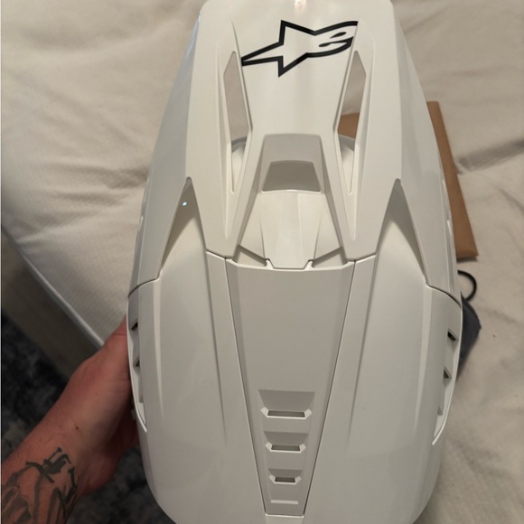 Alpine Stars SM5 helmet - Picture 2 of 6